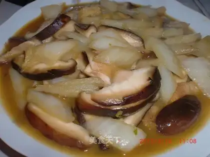 Mushrooms and cabbage gang