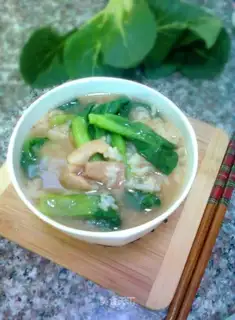 Soak rice with vegetables