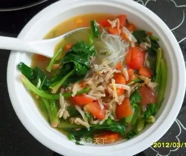 Spinach vermicelli soup