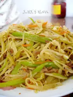 Sauteed with blue silk