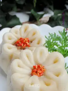 Blood-nourishing chrysanthemum bag
