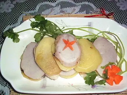 Taro potato sauce meat clip