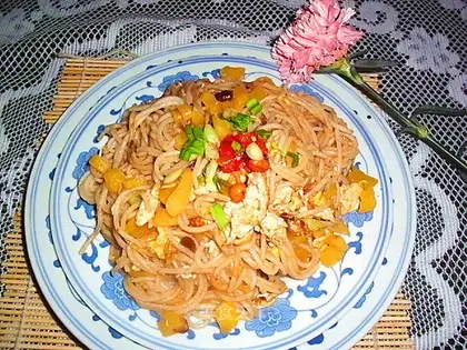 Tasty fried rice noodles