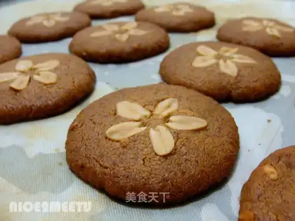 Peanut cookies