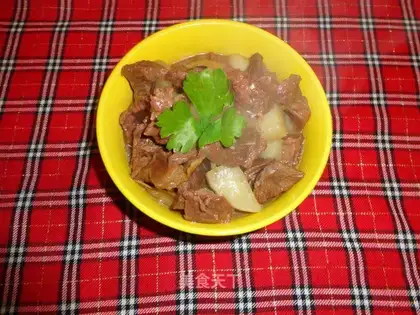 Stewed beef with radish