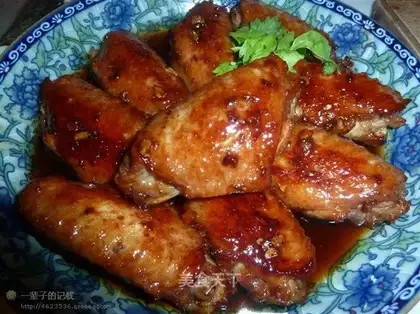 Chicken wings in honey sauce