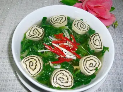 Spinach chicken roll