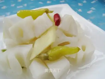 diced lotus root with pickled pepper