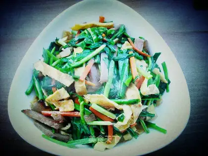 stir-fried three shredded leeks