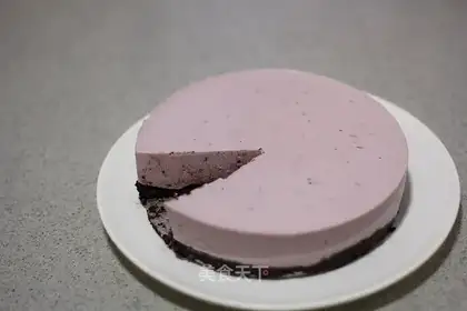 Blueberry jelly cheesecake