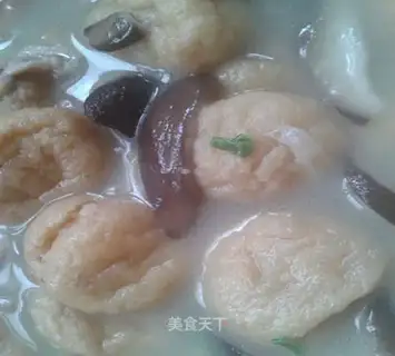 Fish cake soup