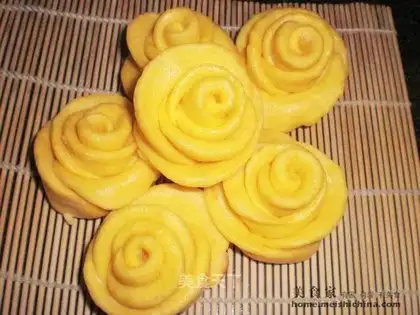 Pumpkin roll