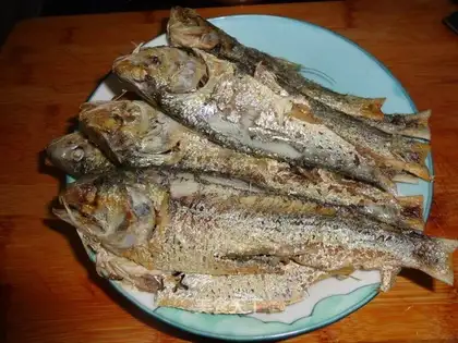 Dry fried sea fish
