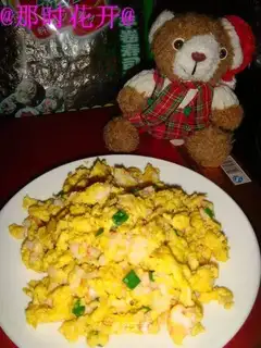 Shrimp with smooth egg