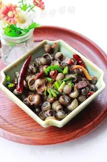 fried snails in sauce