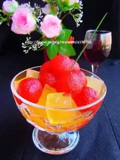 Crystal red wine pear ball