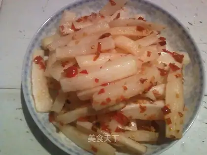 Hot and sour radish