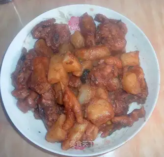 stir-fried chicken legs with potatoes