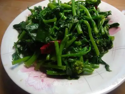 stir-fried rapeseed hearts