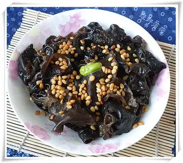 Fungus pine nut