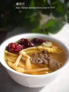 Stewed pigeon heart with yellow flowers