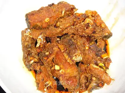 Spicy smoked fish
