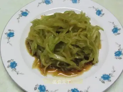 shredded lettuce salad