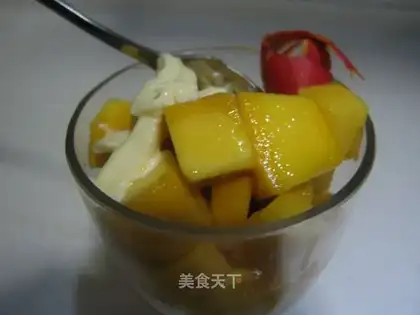 Mango salad and fruit meal