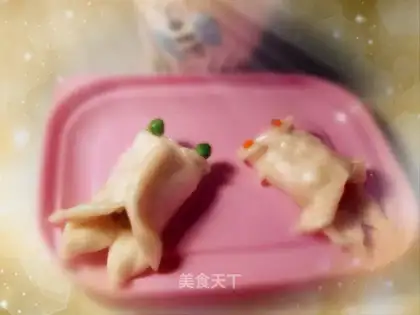 Goldfish vegetarian stuffed bun
