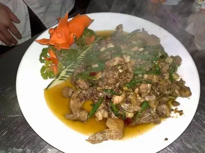 stir-fried chicken with green pepper