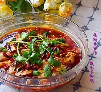 Fragrant hand-shredded chicken