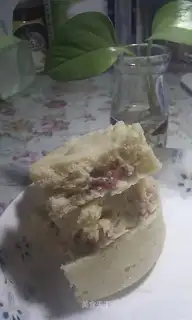 Strawberry honey cake