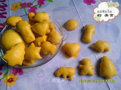 Mini steamed buns