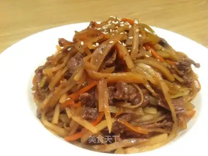 stir-fried beef and mixed vegetables