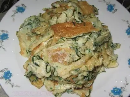 Scrambled eggs with wild onions and shrimp skin