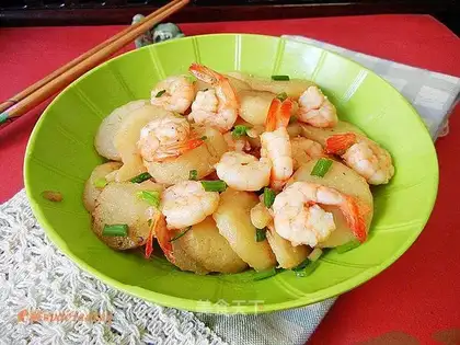 stir-fried water chestnuts with shrimp