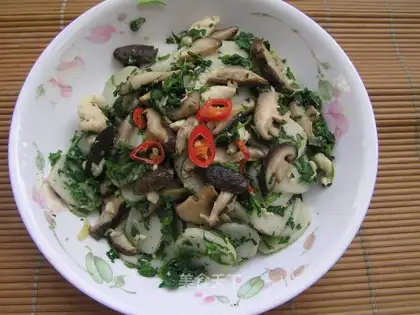 Fried rice cake with shepherd's purse