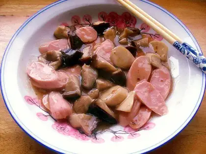stir-fried fish sausage with double mushrooms