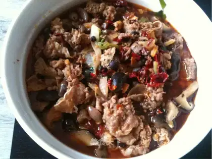 Poached beef slices