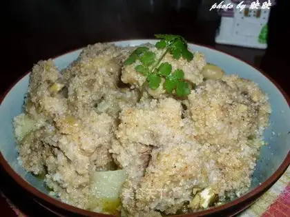 Steamed chicken with rice flour