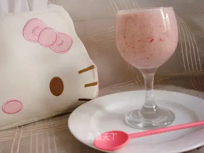strawberry milkshake