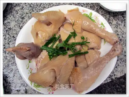 Crystal white cut chicken