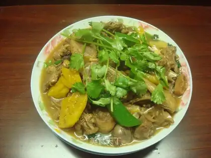 stir-fried duck with pineapple