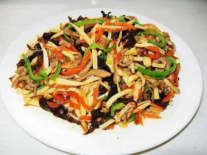 Shredded pork with mushroom and fish flavor