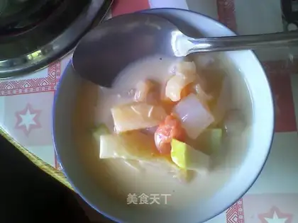 Light milk fruit