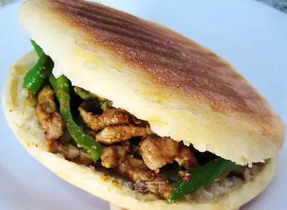 stir-fried roujiamo with cumin