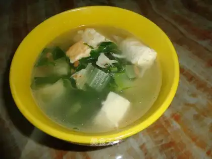 Tofu and vegetable soup
