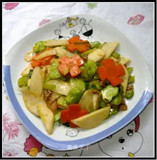 stir-fried broad beans with rice bamboo