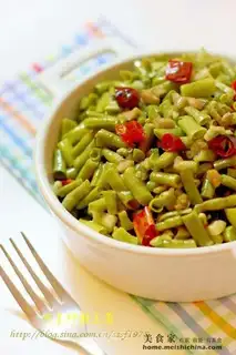 stir-fried sour beans with minced pork