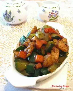 Sauce diced chicken